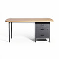 Bureau met eikenhouten blad en metalen onderstel afmetingen 140 x 60 x 75cm